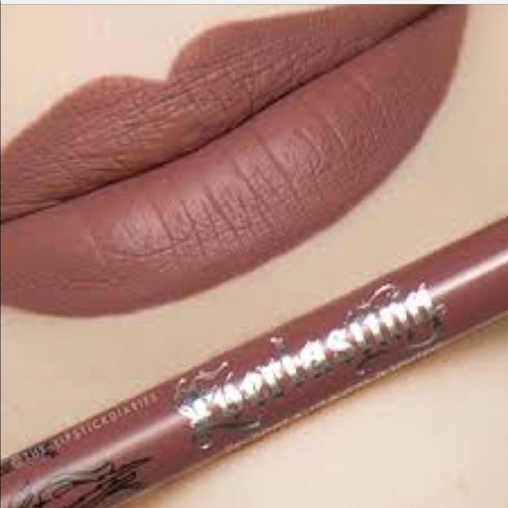 ❇️🧚♀️LOLITA Kat Von D RARE Lip Liner NWT